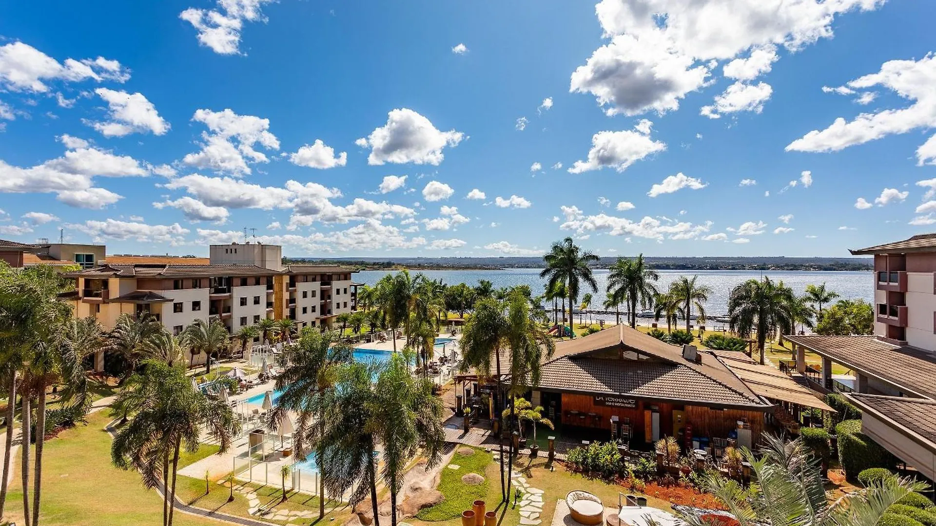 Life Resort Beira Lago Prox A Esplanada Brasília Brasil