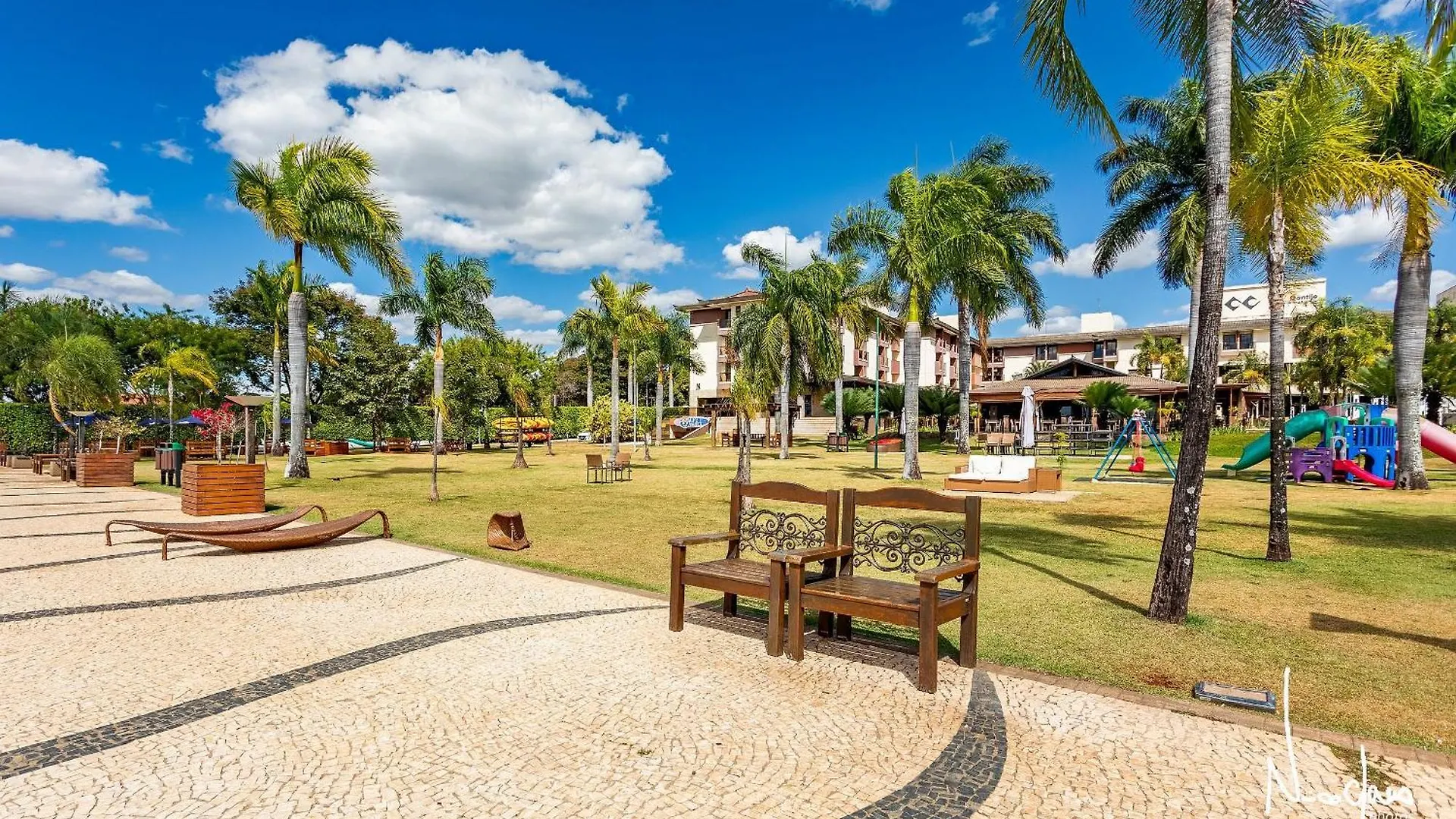 Life Resort Beira Lago Prox A Esplanada Brasilia