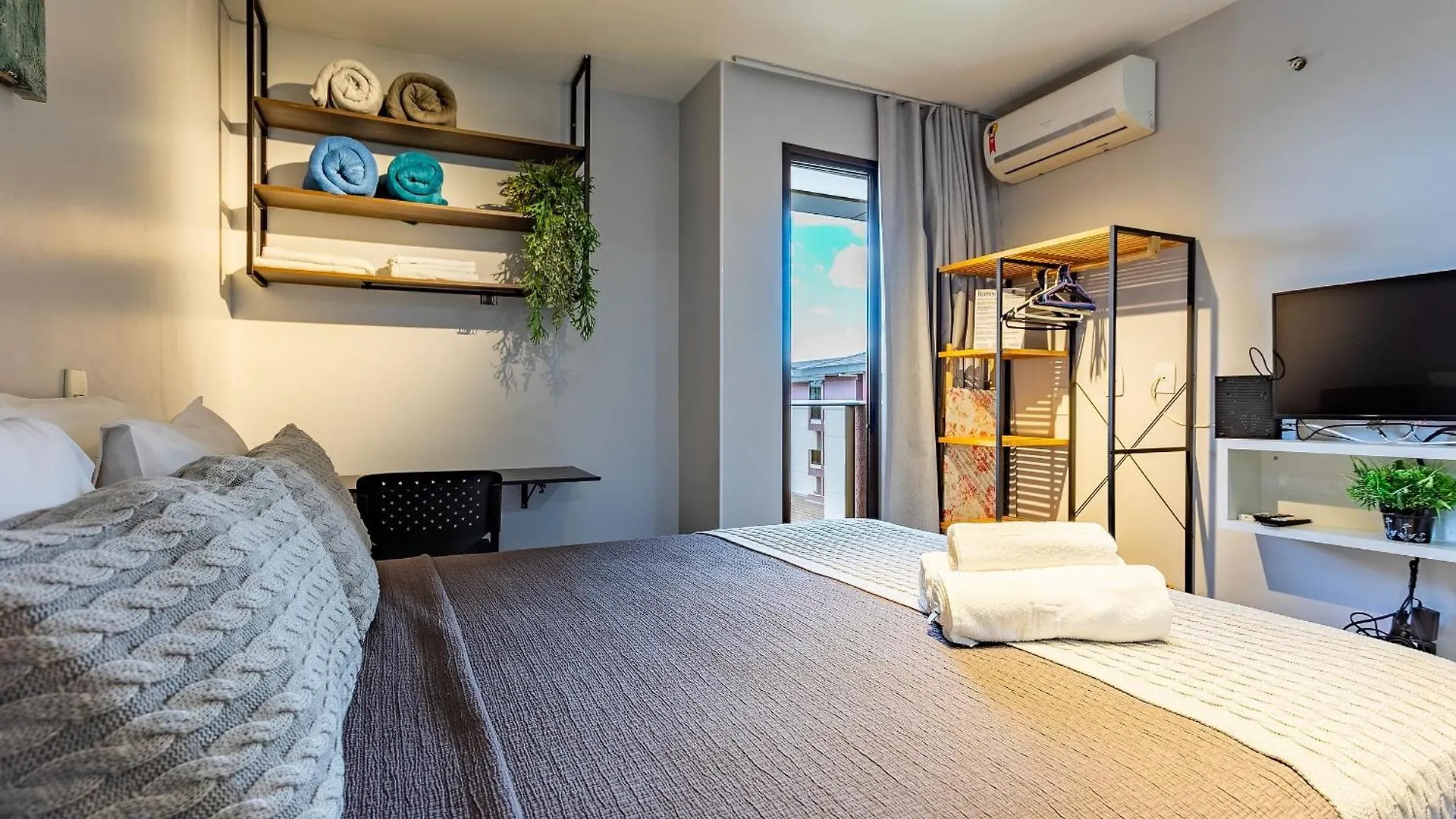Life Resort Beira Lago Prox A Esplanada Brasilia